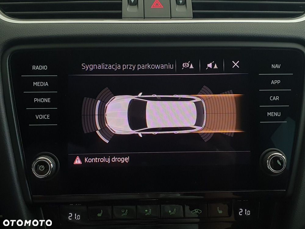 Skoda Octavia 2.0 TSI RS DSG - 25