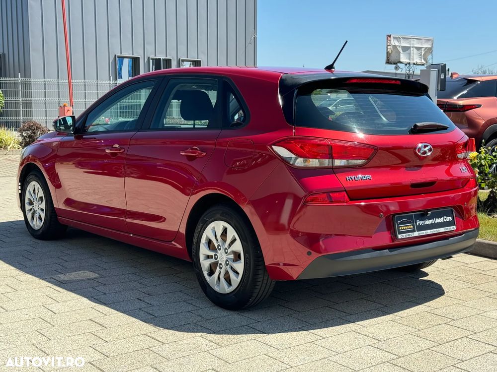 Hyundai i30 1.4 100CP 5DR M/T Classic+ - 5