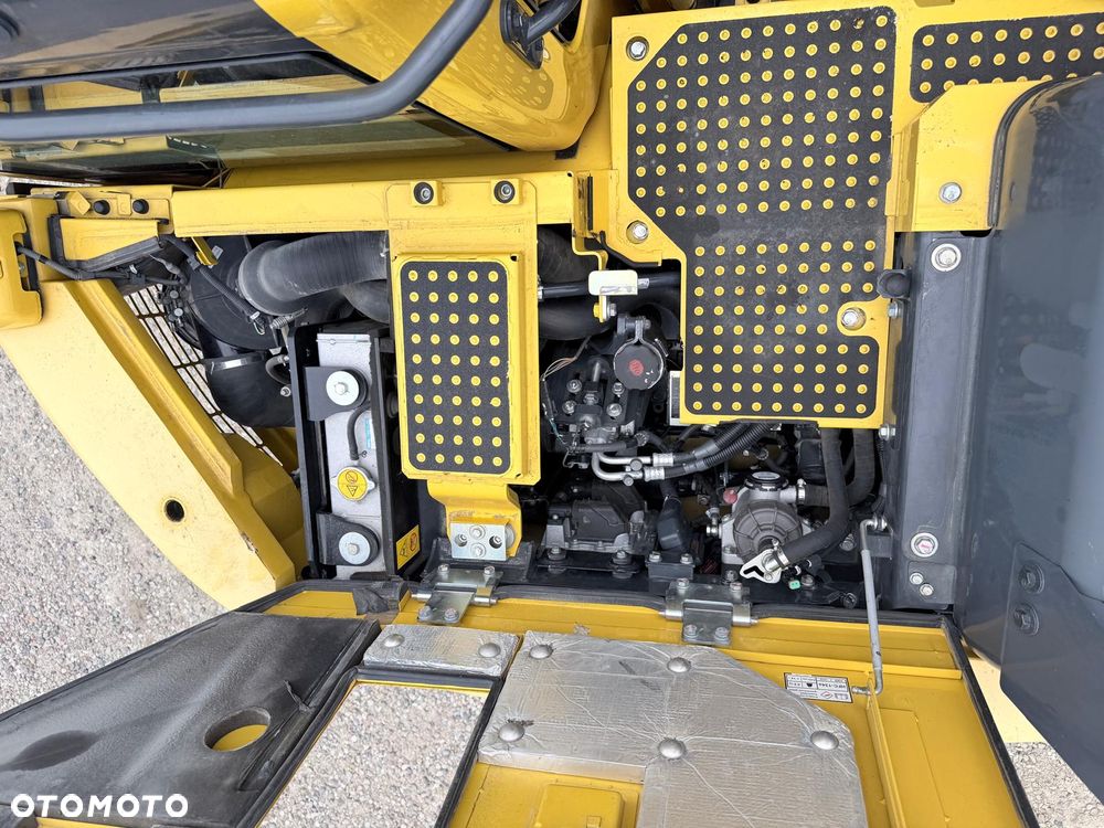 Komatsu PC138US-11 - 18