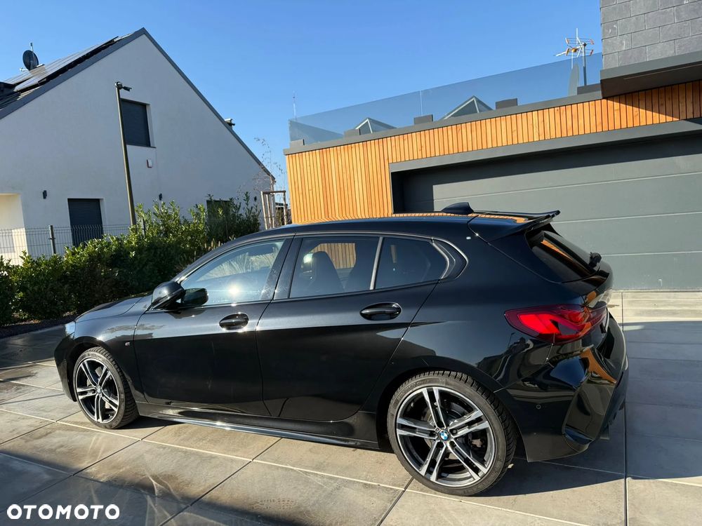 BMW Seria 1 120i M Sport - 4