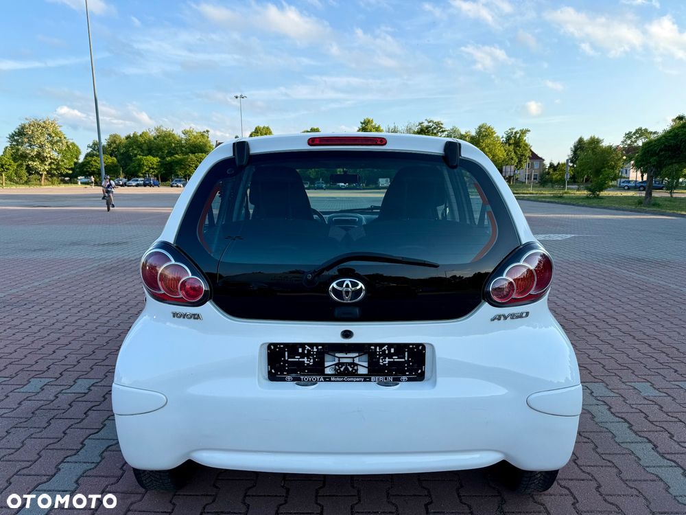 Toyota Aygo 1.0 VVT-i Sol EU5 MM - 6