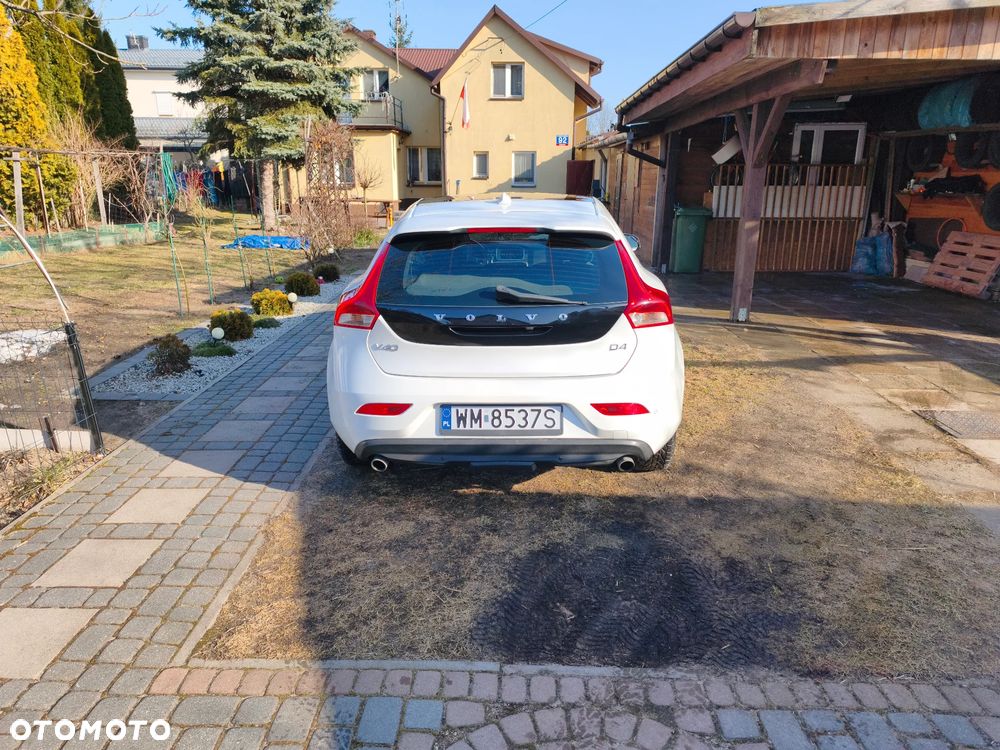 Volvo V40 D4 Drive-E Ocean Race - 5