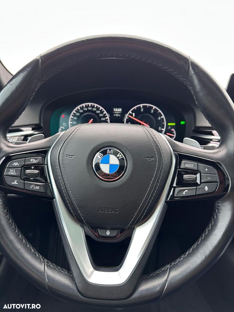 BMW Seria 5 530d xDrive Aut. M Sport Edition - 14