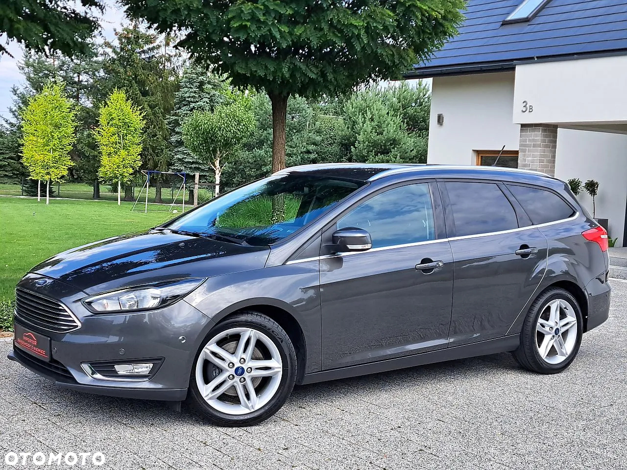 Ford Focus 1.5 EcoBoost Start-Stopp-System TITANIUM - 19