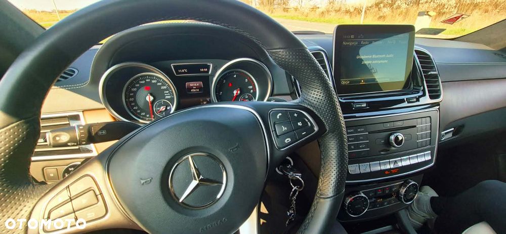 Mercedes-Benz GLE - 17