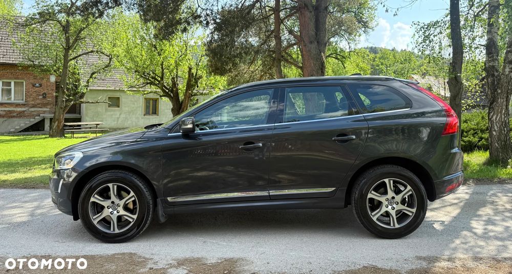 Volvo XC 60 D4 Geartronic Summum - 12