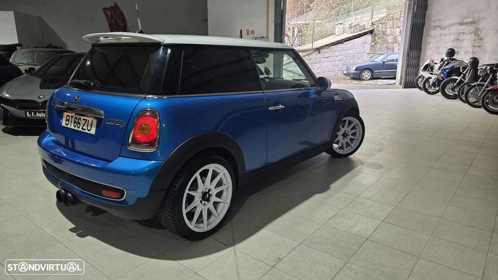 MINI 3 Portas Cooper S - 3