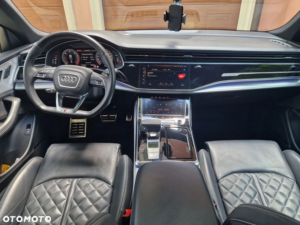 Audi Q8 - 6