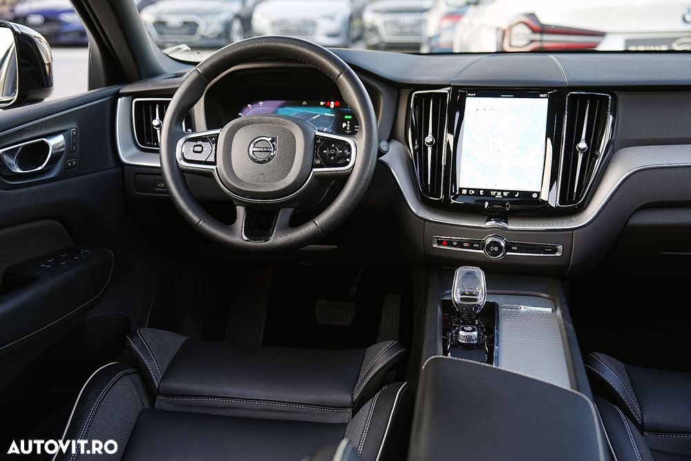 Volvo XC 60 Recharge T6 Twin Engine eAWD R-Design Expression - 9