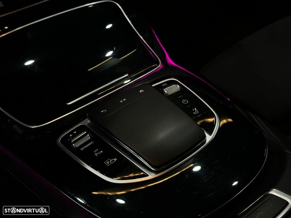 Mercedes-Benz E 300 de 4Matic 9G-TRONIC AMG Line - 17