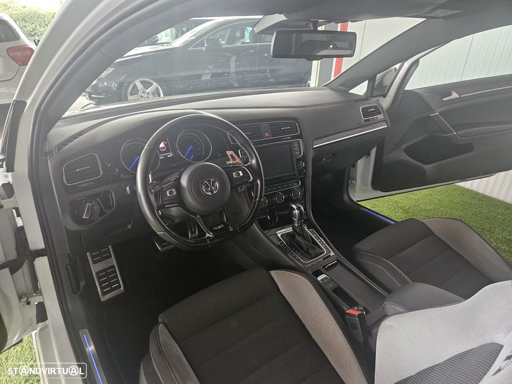 VW Golf R 2.0 TSI OPF 4Motion DSG - 12