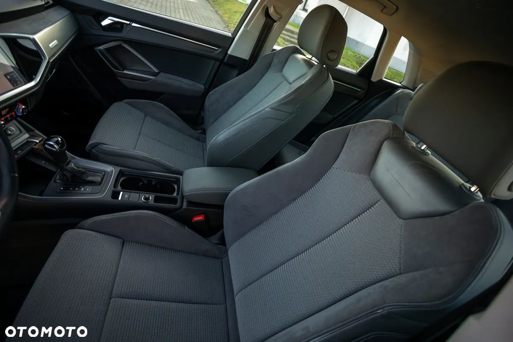 Audi Q3 35 TFSI S tronic - 17