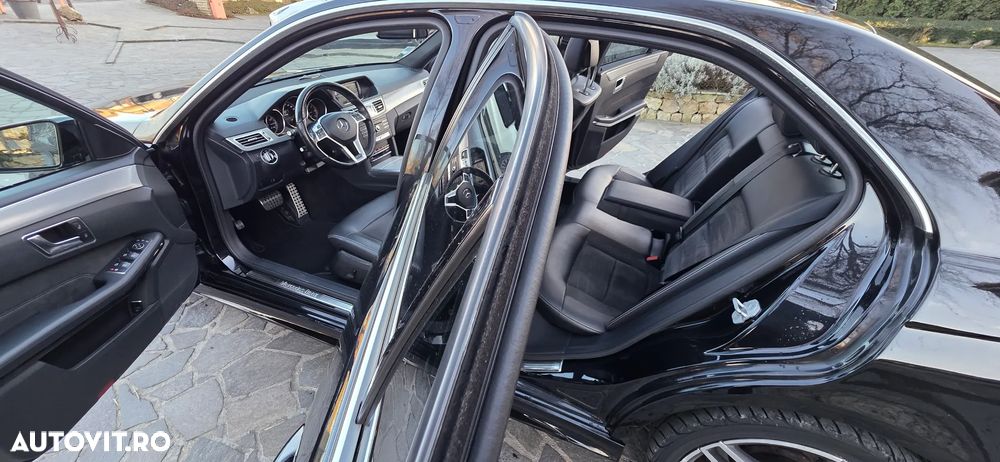 Mercedes-Benz E - 27