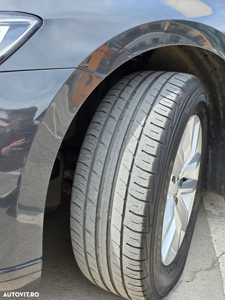 Volkswagen Passat 1.5 TSI ACT DSG Comfortline - 9