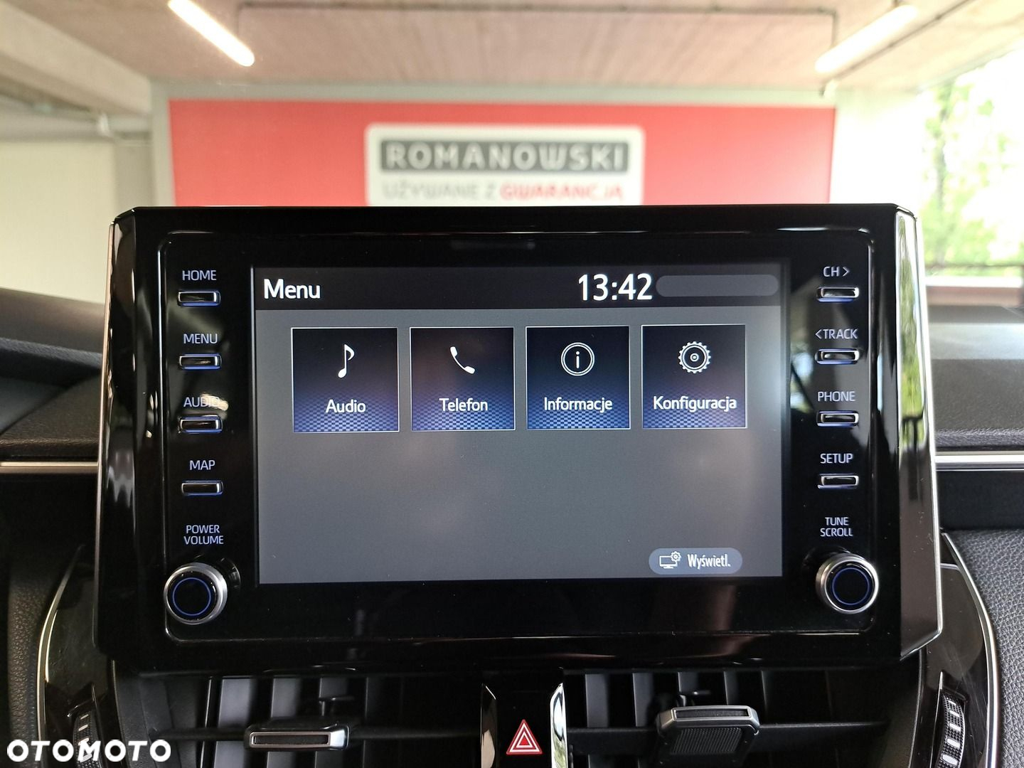 Toyota Corolla 1.8 Hybrid Comfort - 23