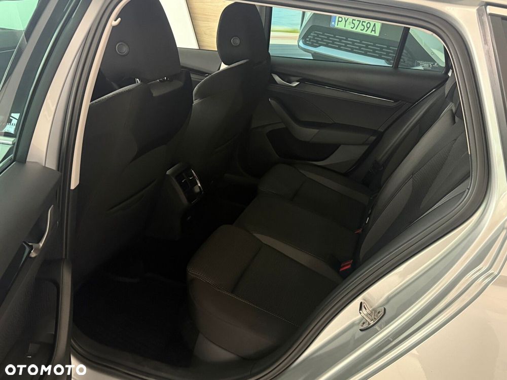Skoda Octavia - 10