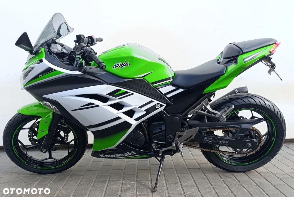 Kawasaki Ninja 300 ABS - 4
