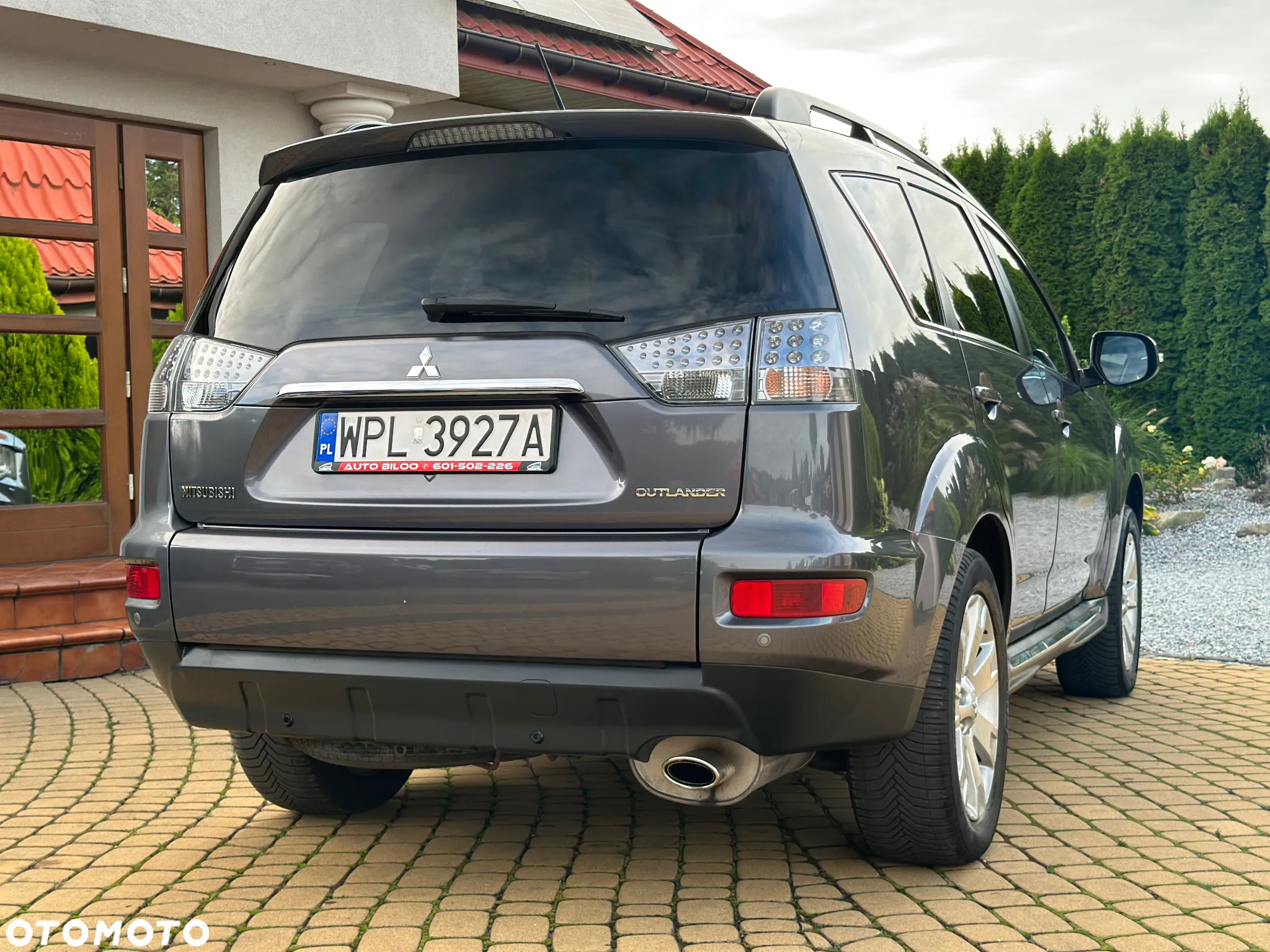 Mitsubishi Outlander - 27