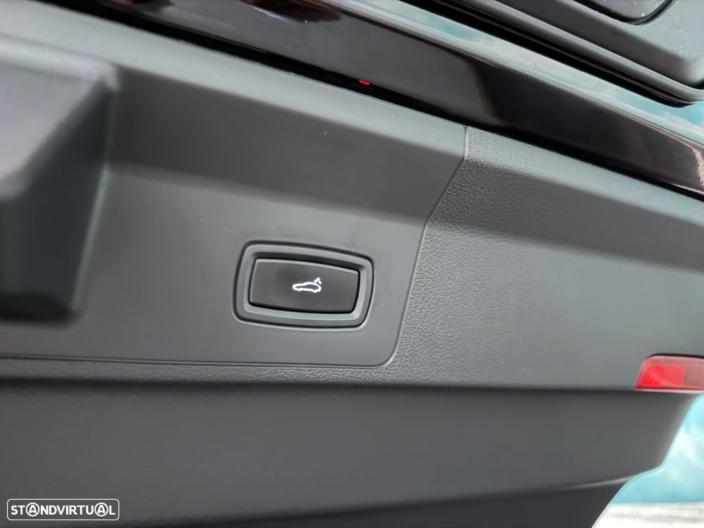 Porsche Panamera 4 E-Hybrid - 9