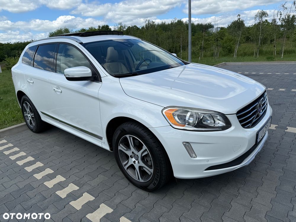 Volvo XC 60 T6 AWD Momentum - 1