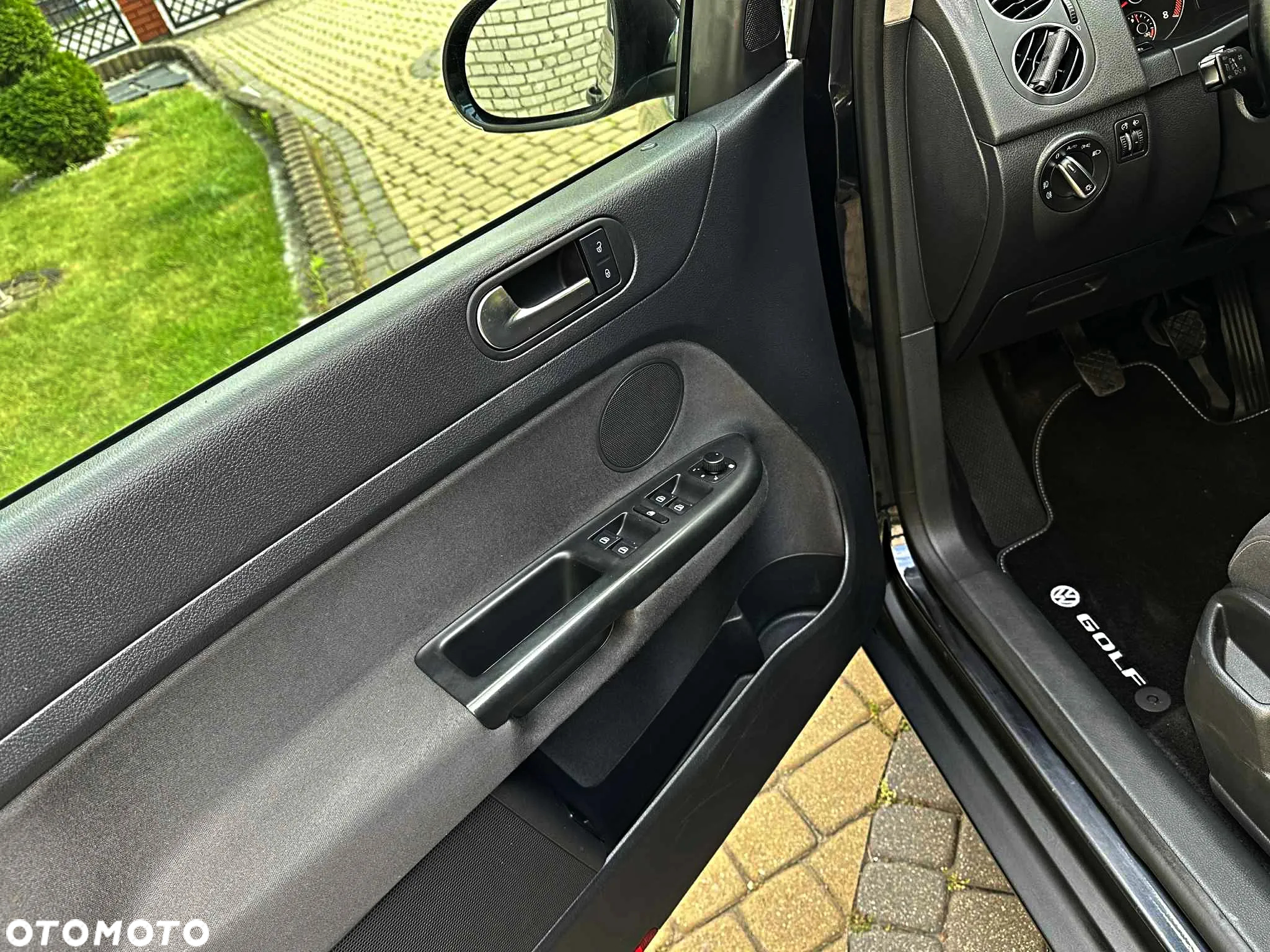 Volkswagen Golf Plus 1.4 TSI Team - 18
