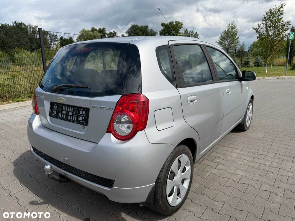 Chevrolet Aveo - 6