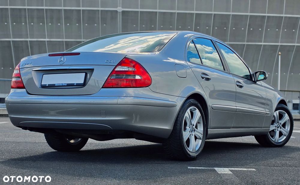 Mercedes-Benz Klasa E - 4