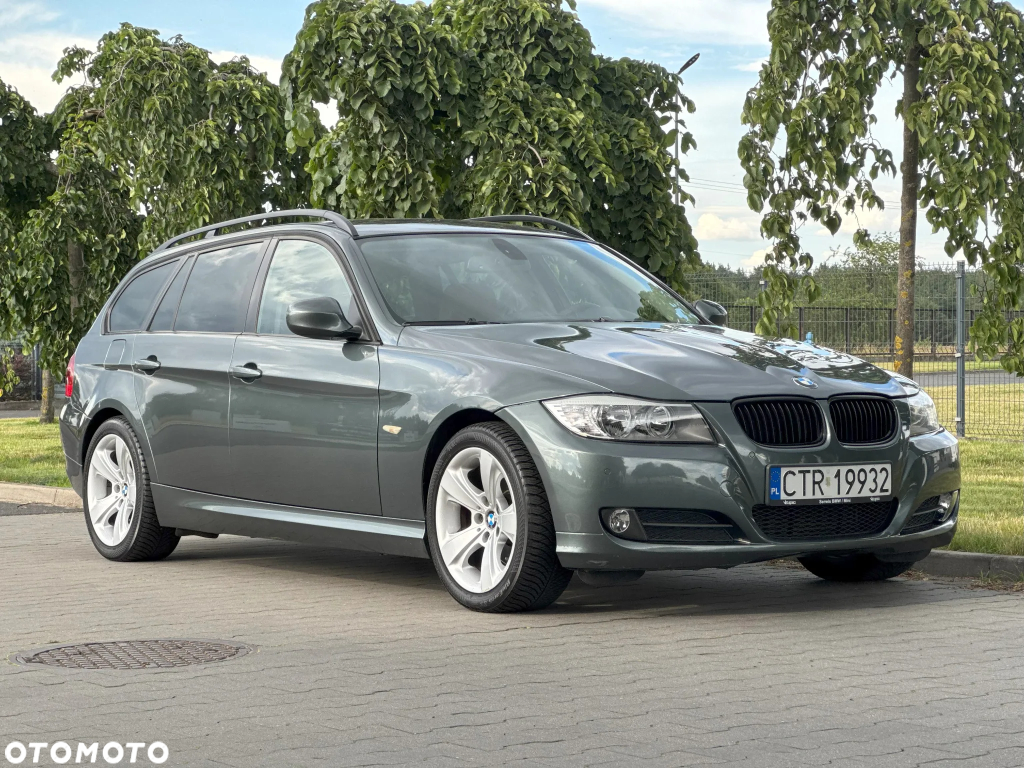 BMW Seria 3 318d DPF Touring - 5