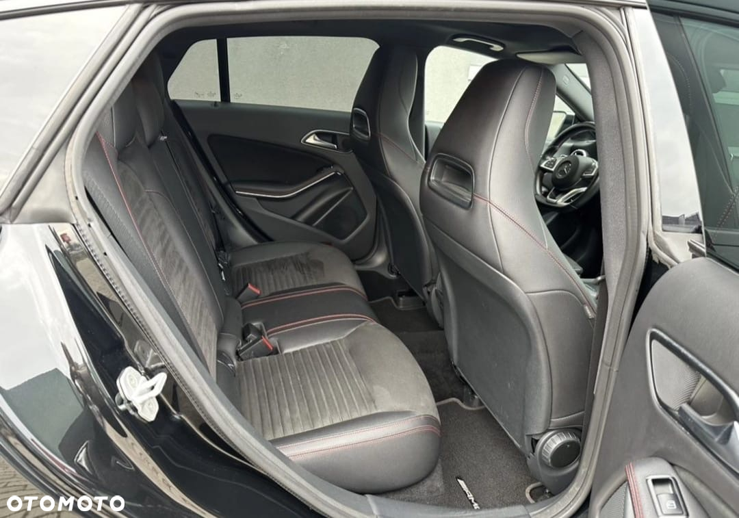 Mercedes-Benz CLA 200 7G-DCT AMG Line - 18