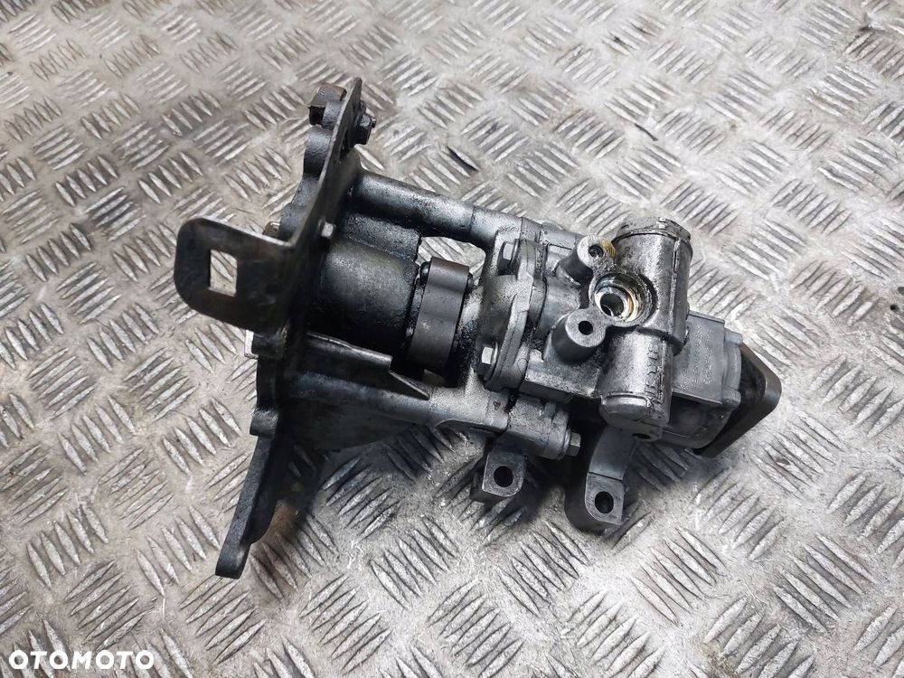 POMPA WSPOMAGANIA WODY TRANSIT V VI MK5 MK6 00-06 2.4 TDCI 6C113A674AB - 1
