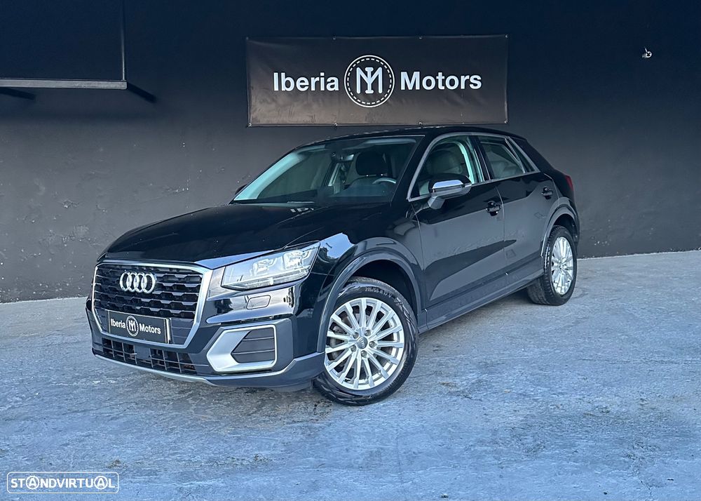 Audi Q2 30 TFSI Design - 1