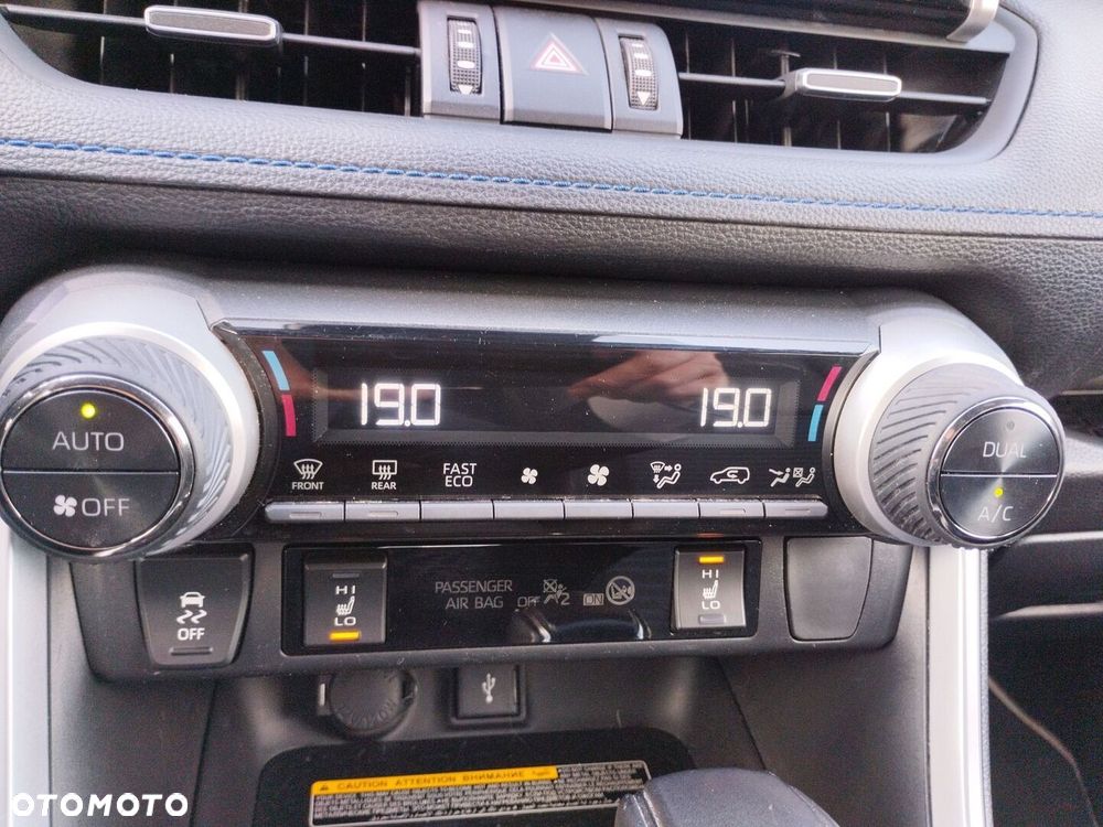 Toyota RAV4 2.5 Hybrid Selection 4x4 - 24