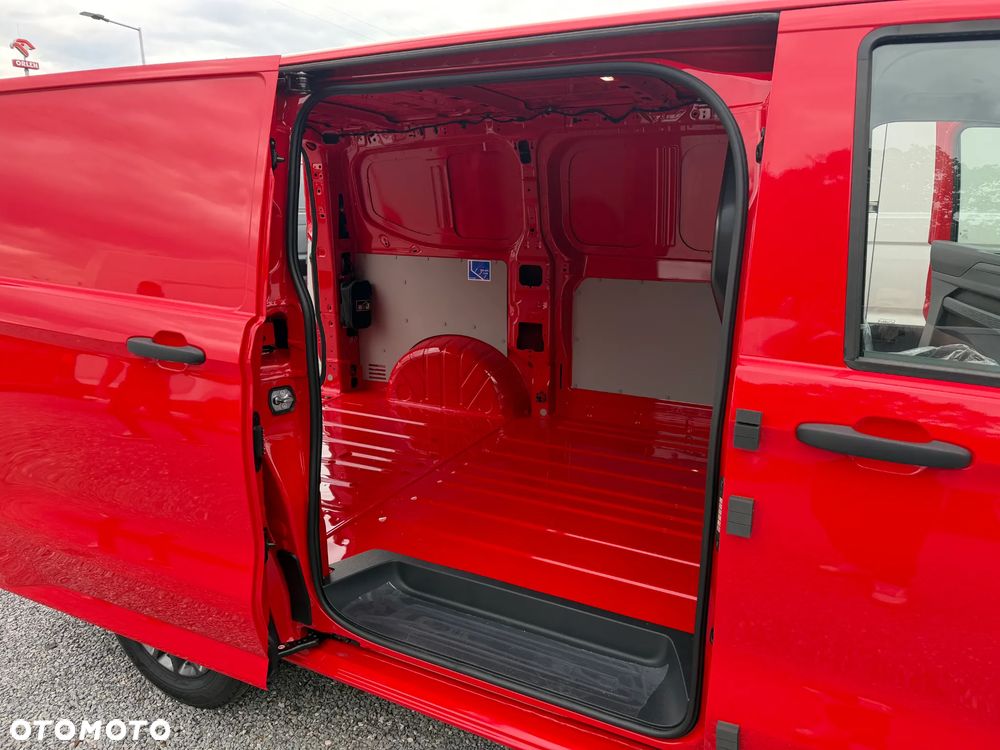 Volkswagen Transporter T7 - 13
