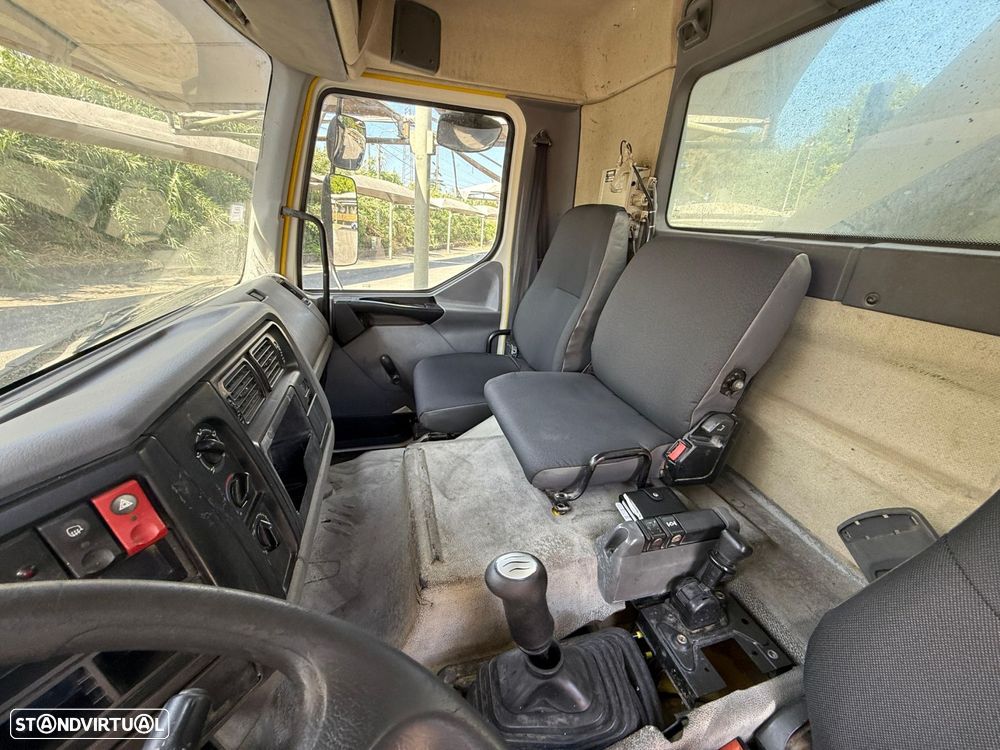 Renault Kerax 320 dci 4*2 - 27