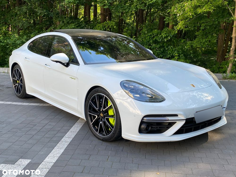 Porsche Panamera - 15