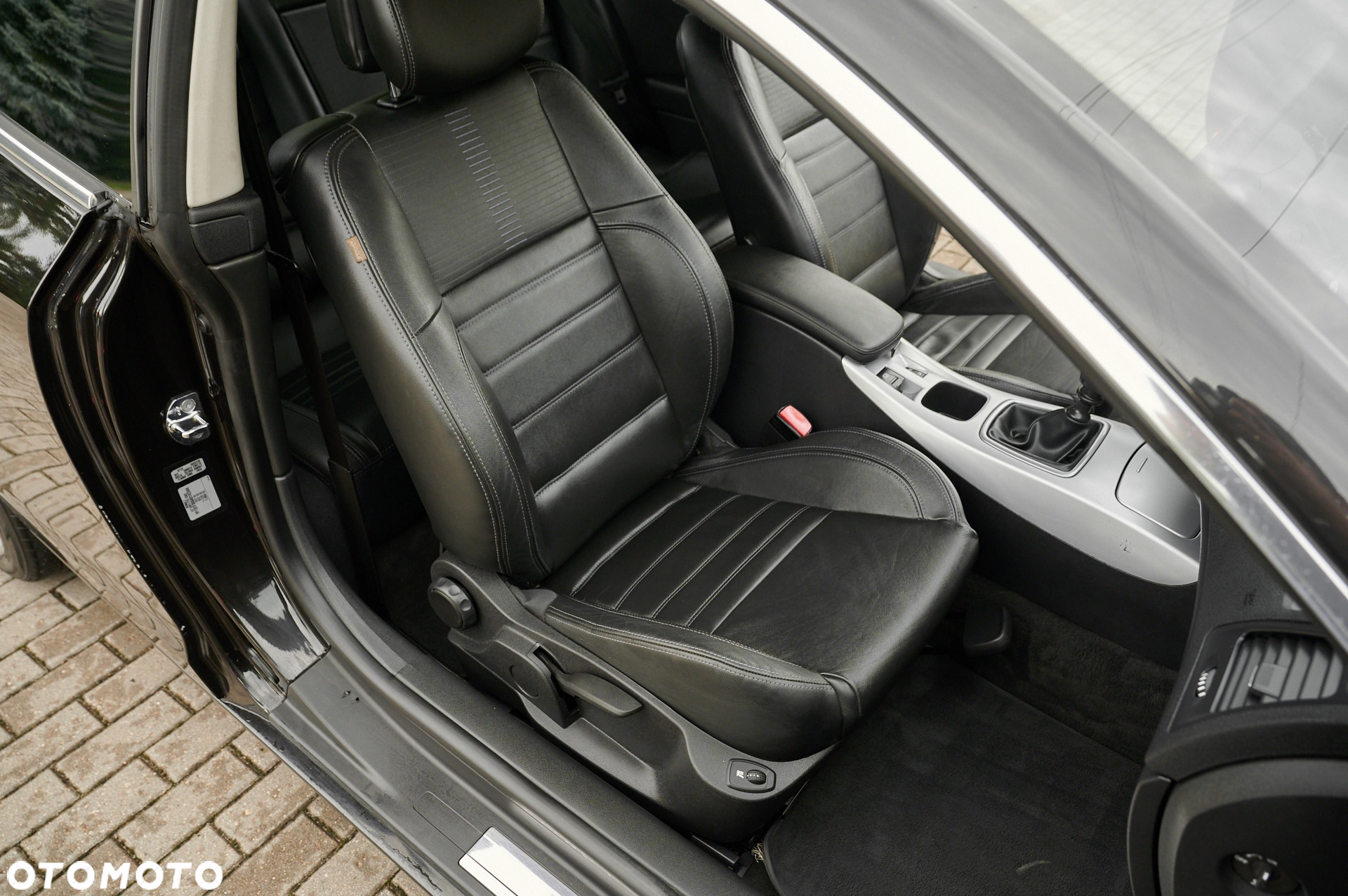 Renault Laguna Coupe dCi 150 FAP - 31