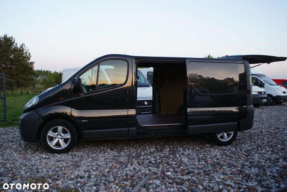Opel Vivaro - 9