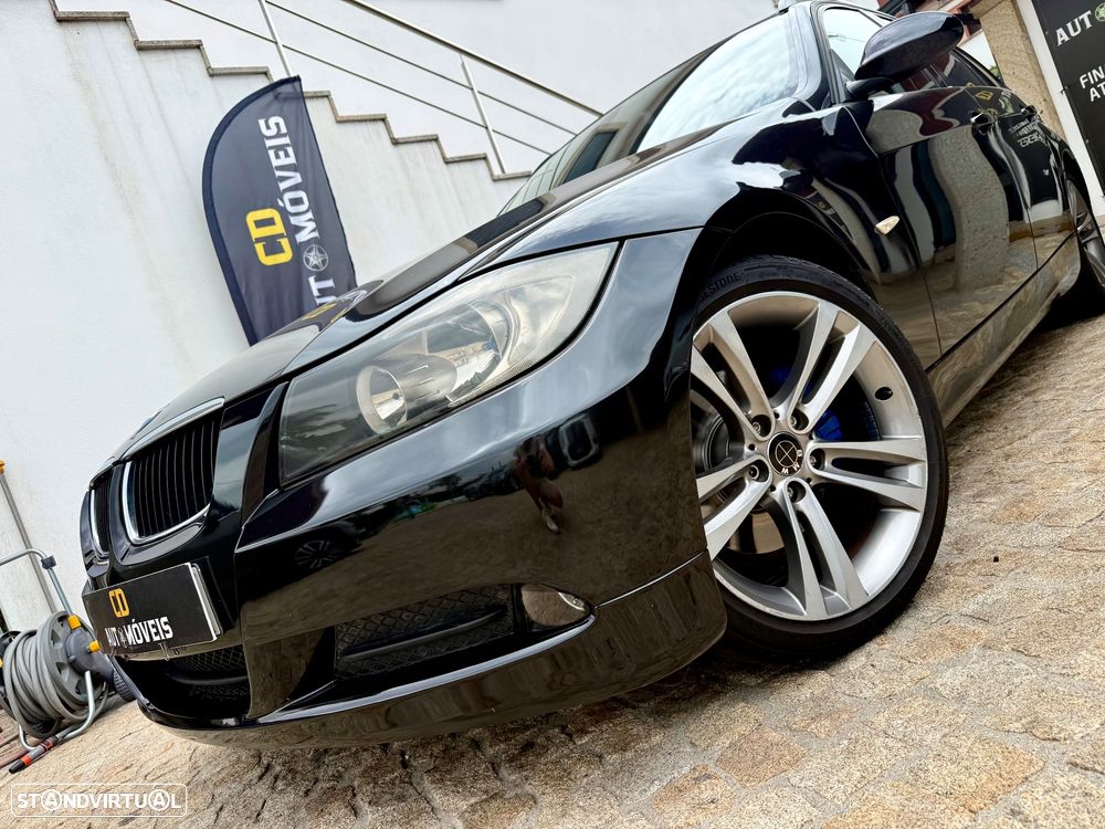 BMW 320 d Sport - 1