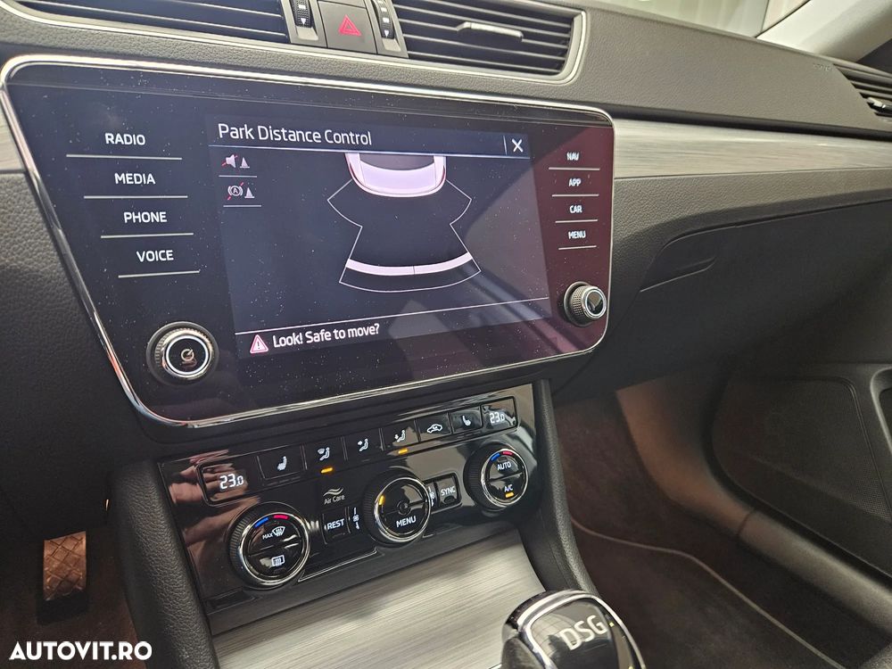 Skoda Superb 2.0 TDI DSG Ambition - 27