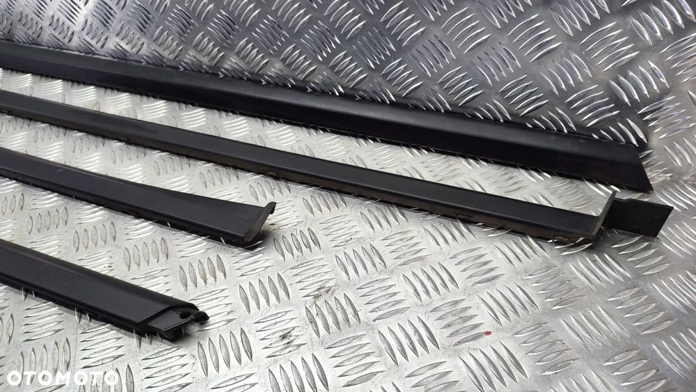 PORSCHE CAYENNE II 10-17R LISTWA OSLONA DRZWI PRZOD TYL PROGU PRAWA 7P5853538 7P5853540 LEWA 7P5853537 7P5853539 - 3