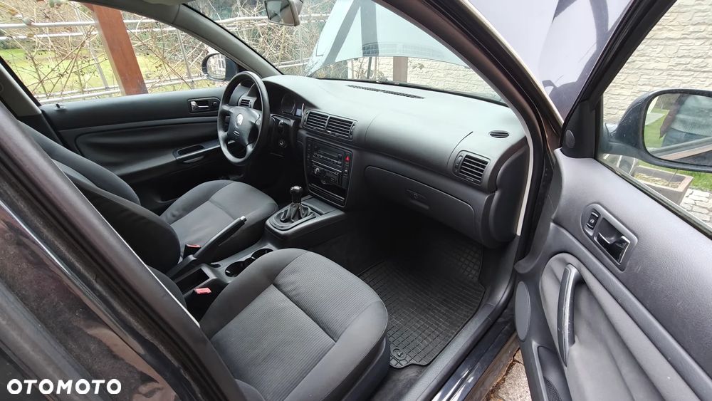 Volkswagen Passat 1.9 TDI - 29