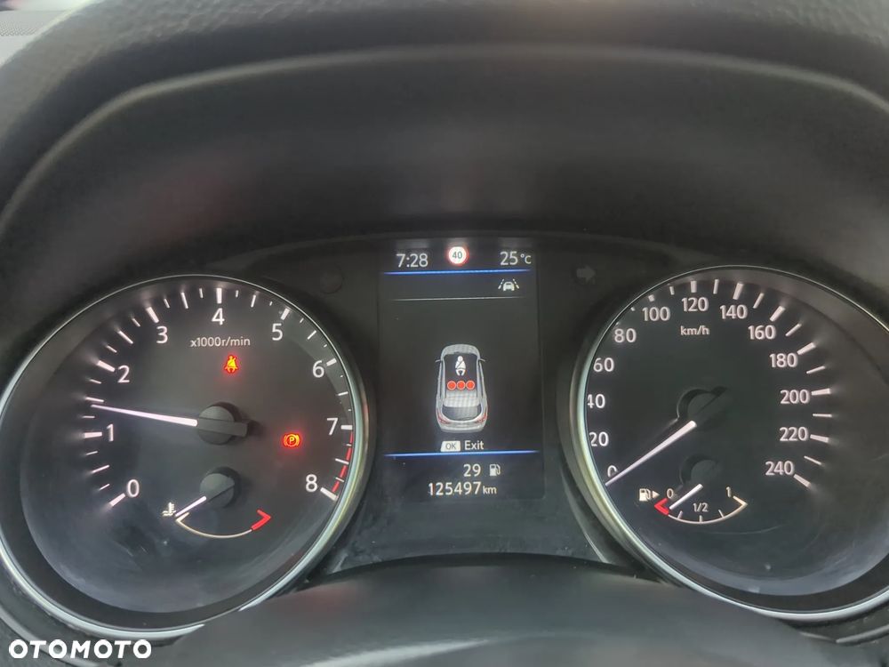 Nissan Qashqai 1.3 DIG-T N-Connecta EU6d - 20
