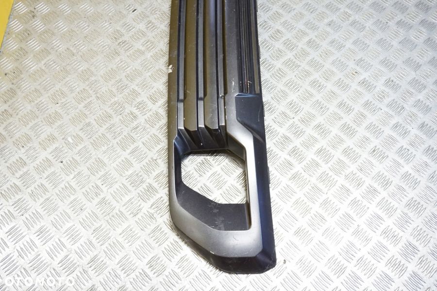 GMC SIERRA 1500 2019 - 2021 Zderzak Przód Dolny Przedni Listwa Spoiler USA - 6