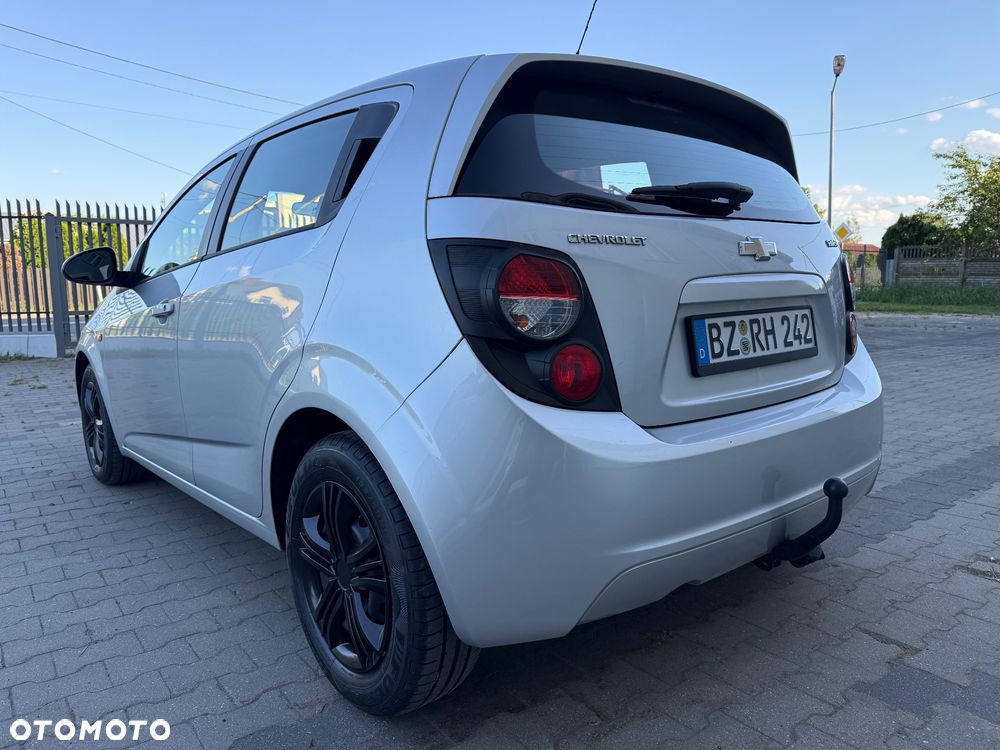 Chevrolet Aveo 1.2 LT+ - 12