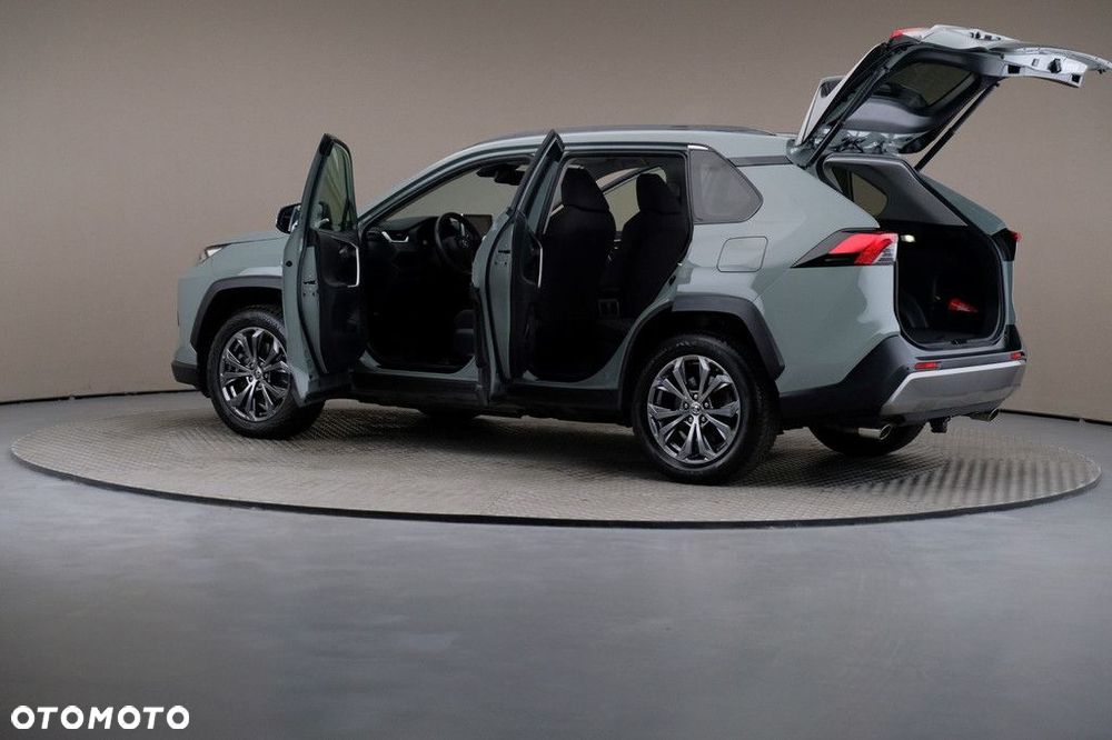 Toyota RAV4 - 7