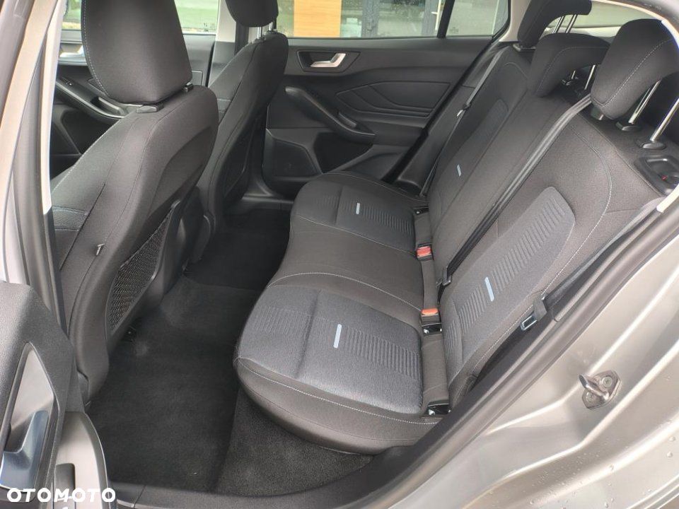 Ford Focus - 12