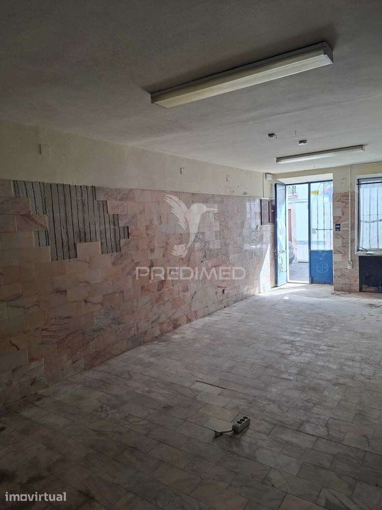 LOJA COMERCIAL - 90,40 m2 NO CENTRO DE VILA VIÇOSA - Grande imagem: 2/14