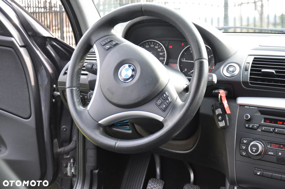 BMW Seria 1 118d - 27