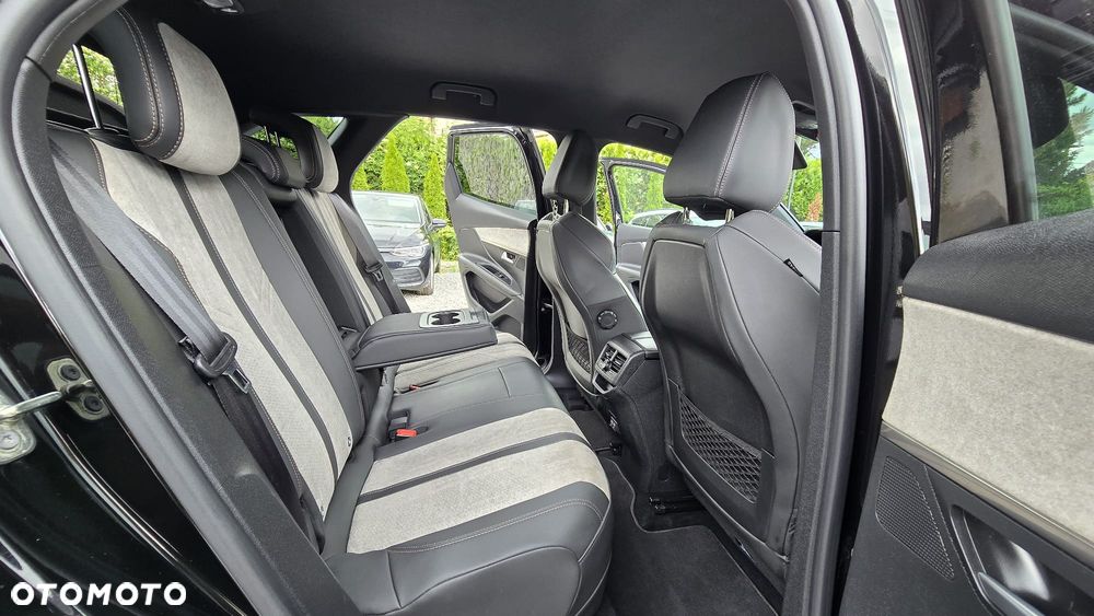 Peugeot 3008 225 e-EAT8 GT Pack - 11
