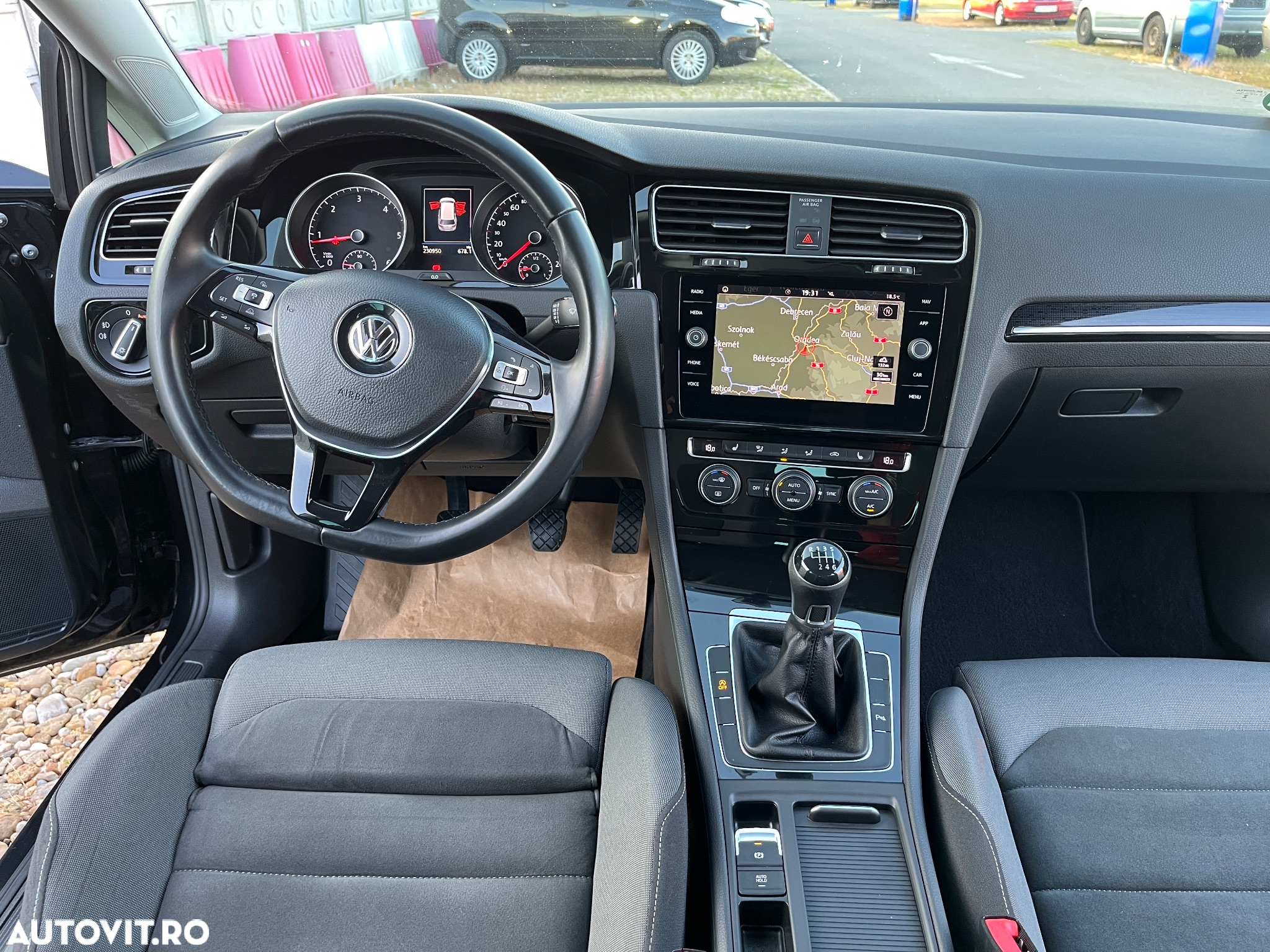 Volkswagen Golf 2.0 TDI (BlueMotion Technology) Highline - 4